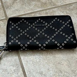 Like New Michael Kors Wristlet